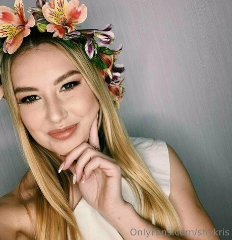 shykris sex model images