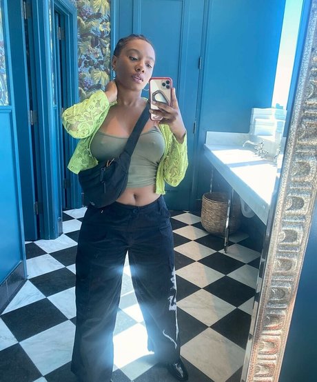 Imani Hakim sex star images