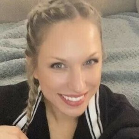 RedsDelight exclusive model gallery