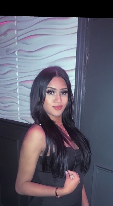 noisynadiaa nudes pornstar img