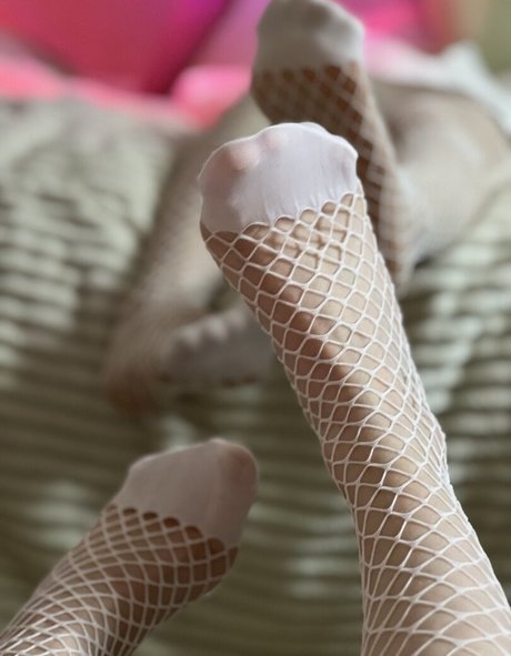 saucensta adult model photos