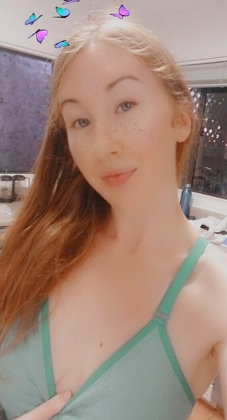 ellierowynfans high quality model pictures