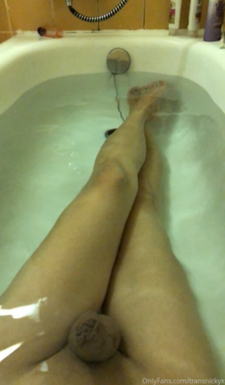 Transnickyx star sex photo