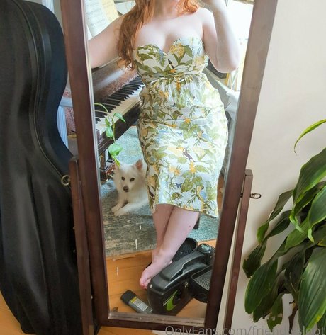 friendlysloot naked pornstar photos