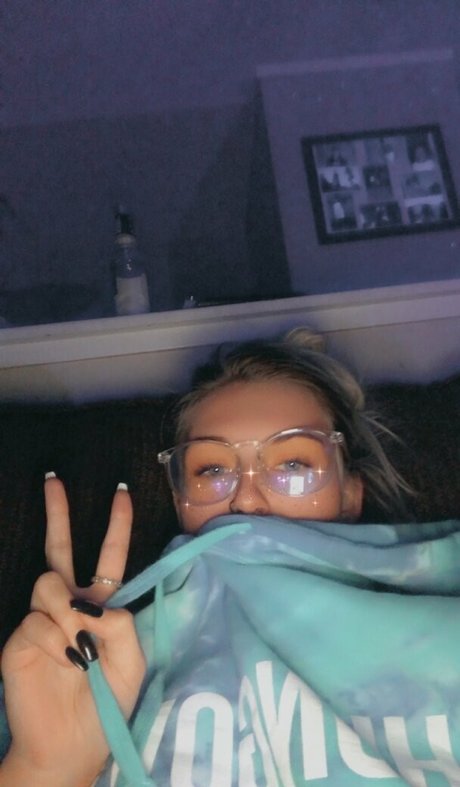 payton nicole art star photo