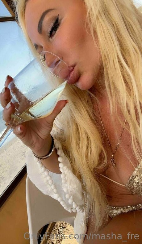 margot free erotic model images