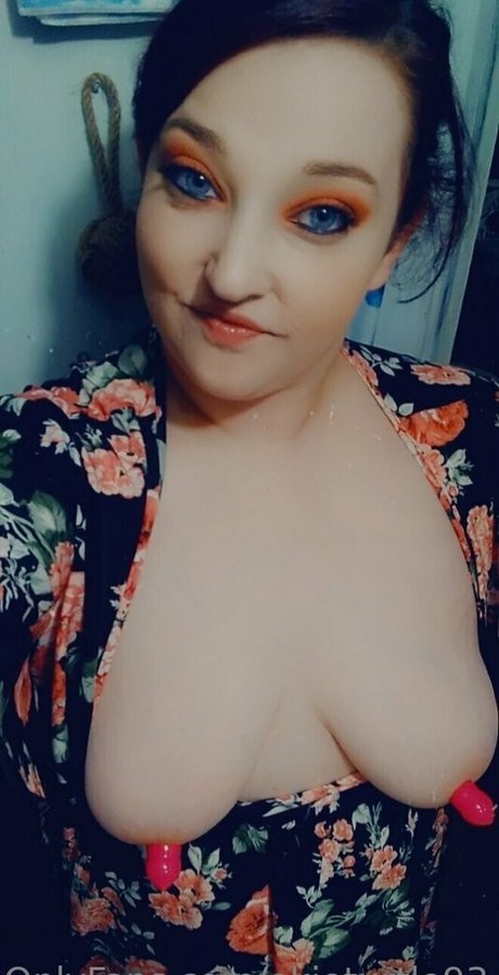 okieturtle93 nudes model images