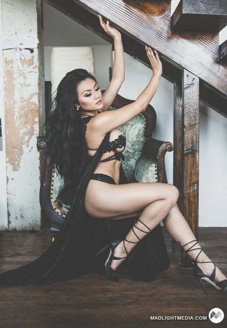 Cambodian hot pornstar photo