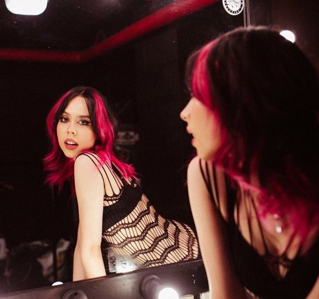 Mikaila Delgado model hd photos