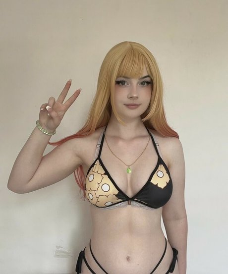 Nebulouslybecca adult model photo