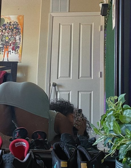 liamirandalinzy xxx model picture