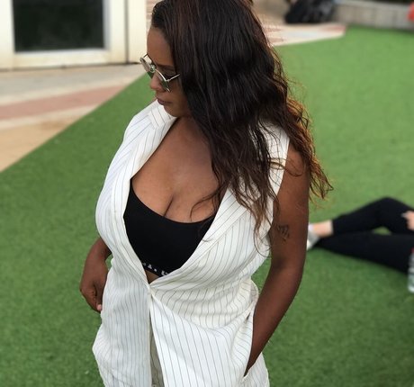 JustNati star photos