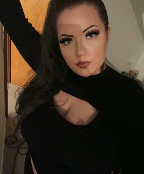 Eva Angel art model photos