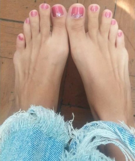 anangelicassis pornographic model photo