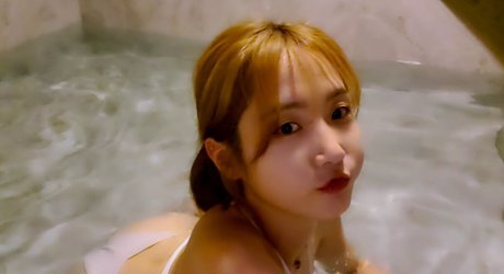 illb fine model nice photo