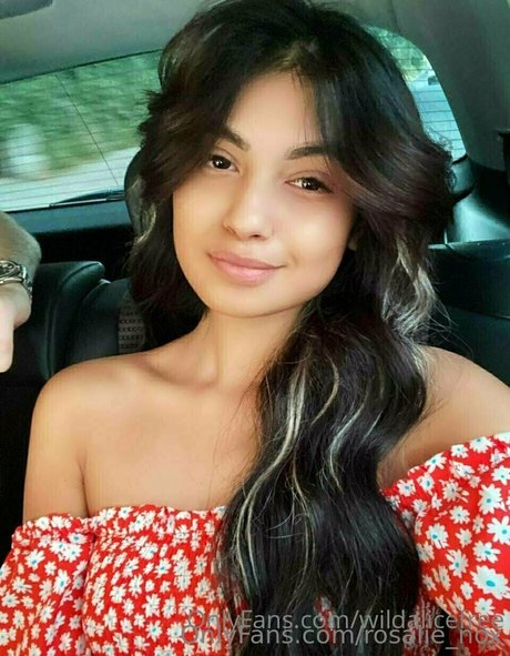 rosalie nox free model img