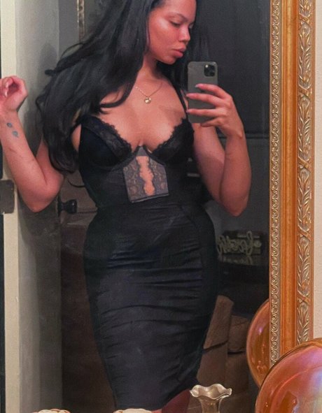 Miss Cheeks model sexy gallery