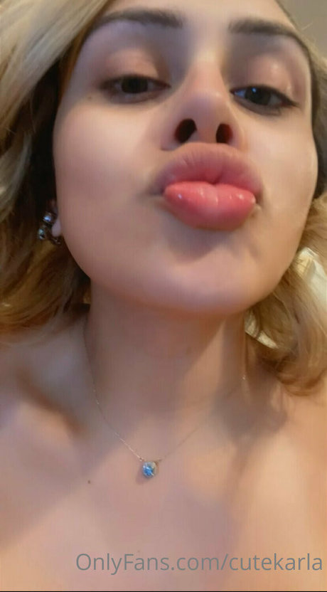 cutekarla model hot image