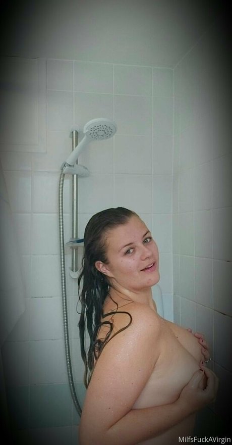 milfsfuckavirgin pornographic model photos