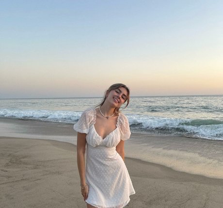 Emiliee Russo erotic pornstar photo