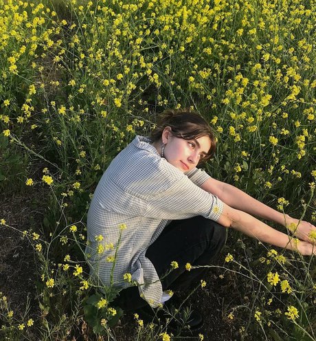 Emiliee Russo perfect star gallery