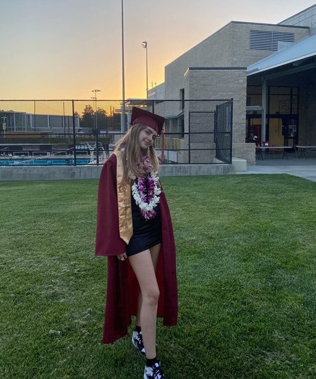 Emiliee Russo hot pornstar galleries