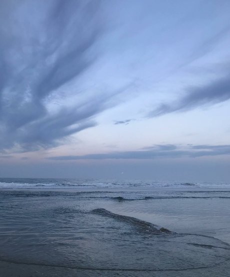 Emiliee Russo naked model img