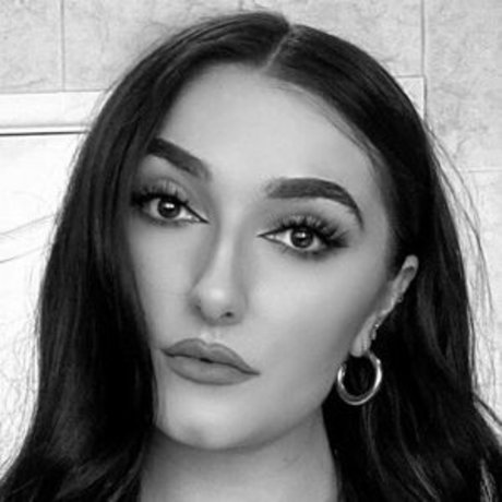 Sammie Warren star exclusive pictures