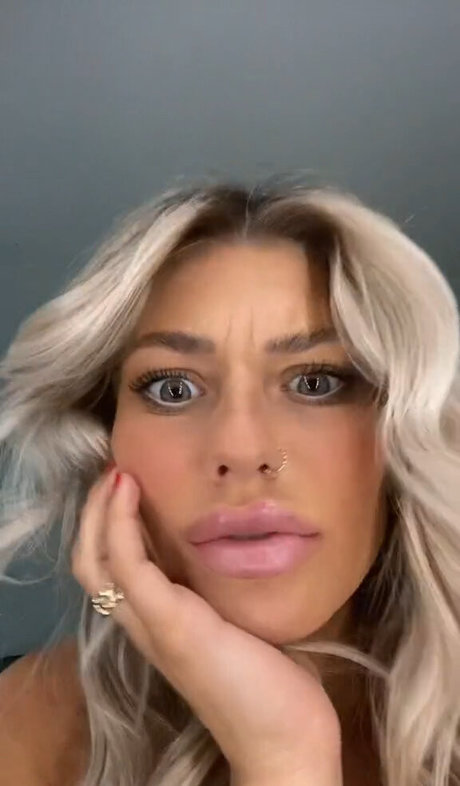 kyliefoland high quality actress photo