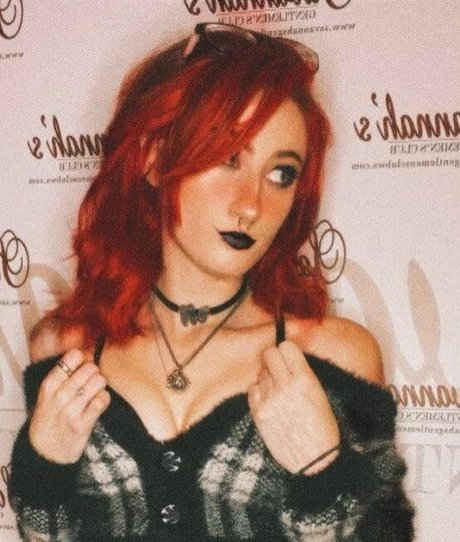 Kirbysuniverse hot model image