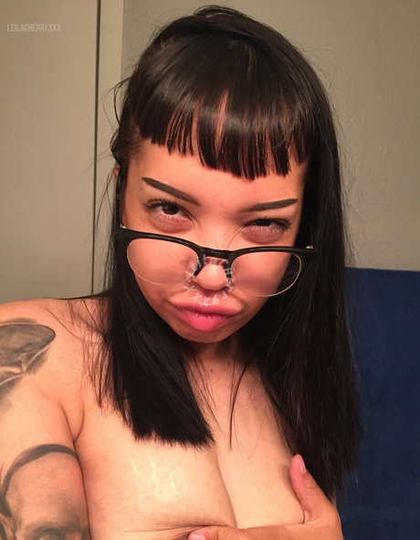 leilacherry model nude img