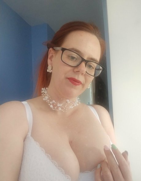 petitepantyhose beautiful star photos