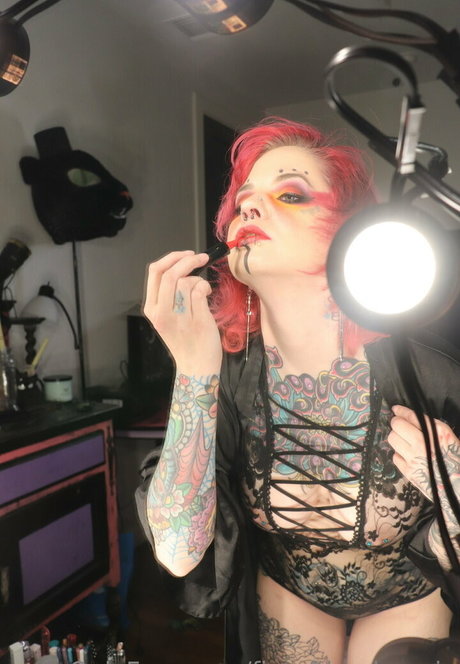 fireofthepheonix nude star images