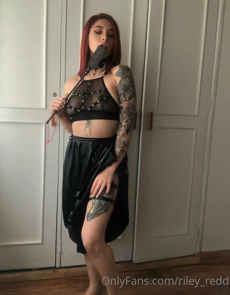 Riley Red sex pornstar archive