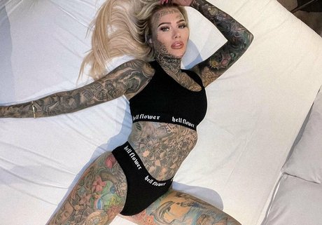 Becky Holt beautiful pornstar pic