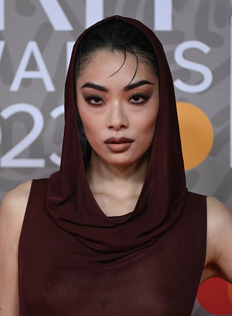 Rina Sawayama adult actress pictures