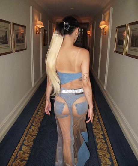 Rina Sawayama erotic model galleries