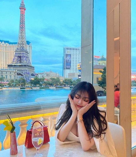 Rebecca Liu hd star img