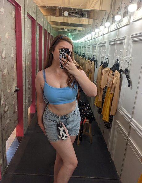 Eightbitbailey best model photo