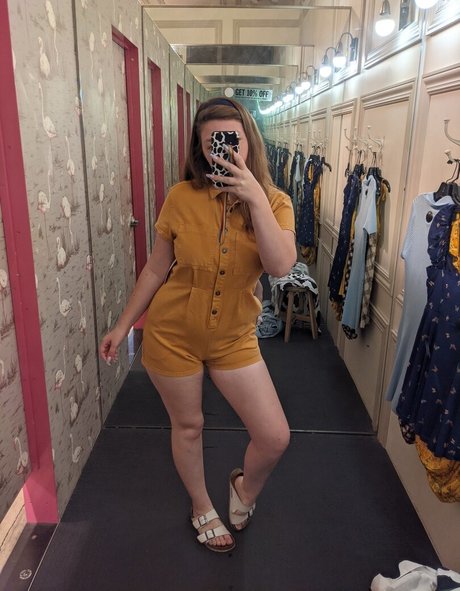 Eightbitbailey nudes actress photos