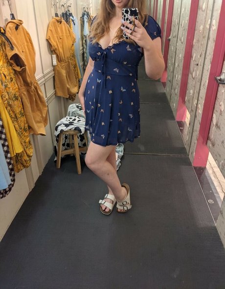 Eightbitbailey naked model picture