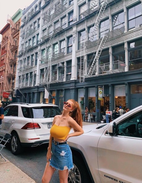 emilyyfiore xxx pornstar archive