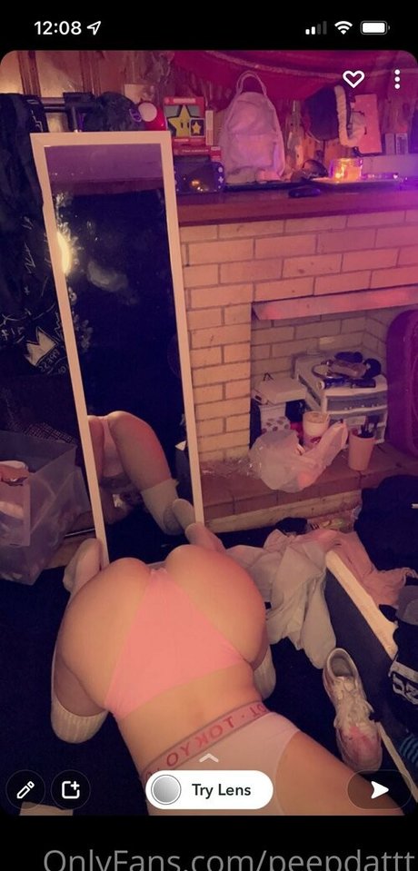 Peepdattt pornstar nude pic