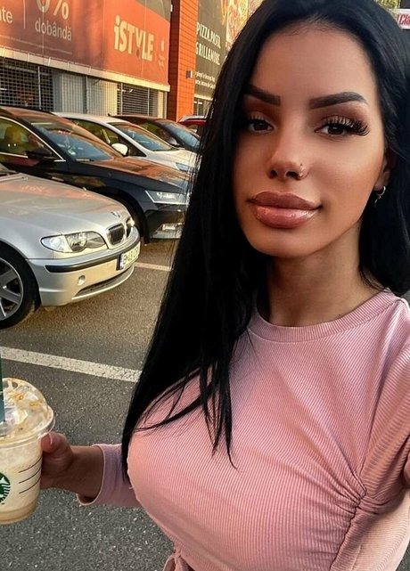 Patrisia Grebelnaia hd actress pics