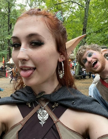 gillianfoxglove pretty star pics