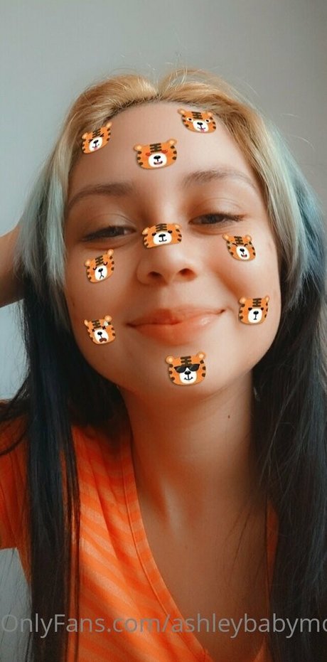 ashleybabymodel hot actress picture