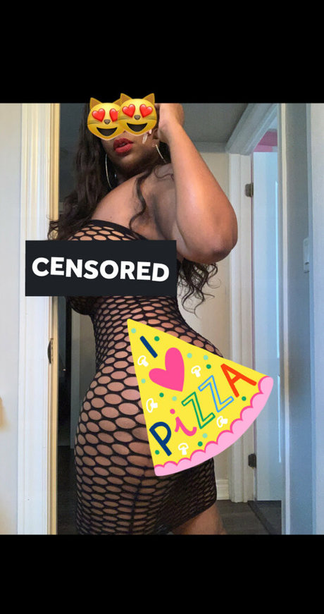 fatassbaddie model hot photos