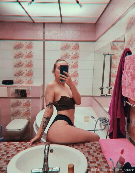 alice space Profile pic