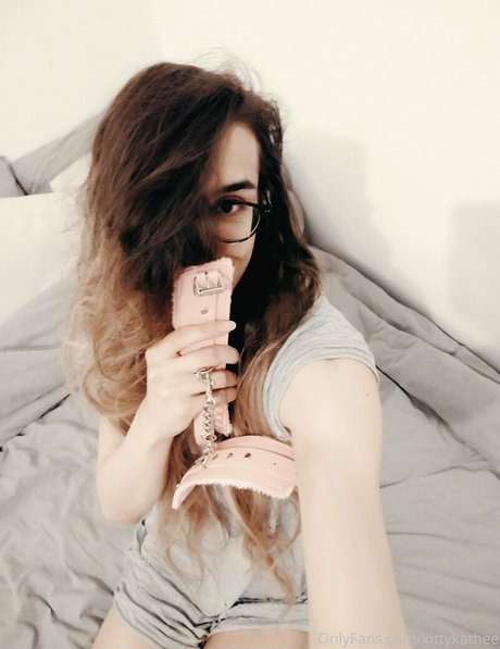 kittykathee hot star image