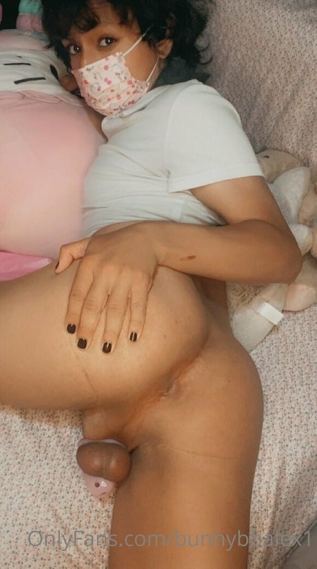 bunnybbalex1 model adult pictures